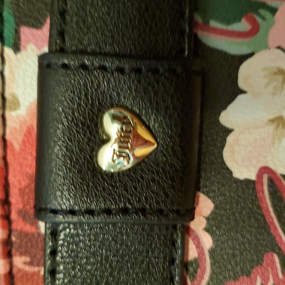 NWOT Juicy Small Floral Crossbody Purse With Bow Black & Pink - Picture 6 of 15